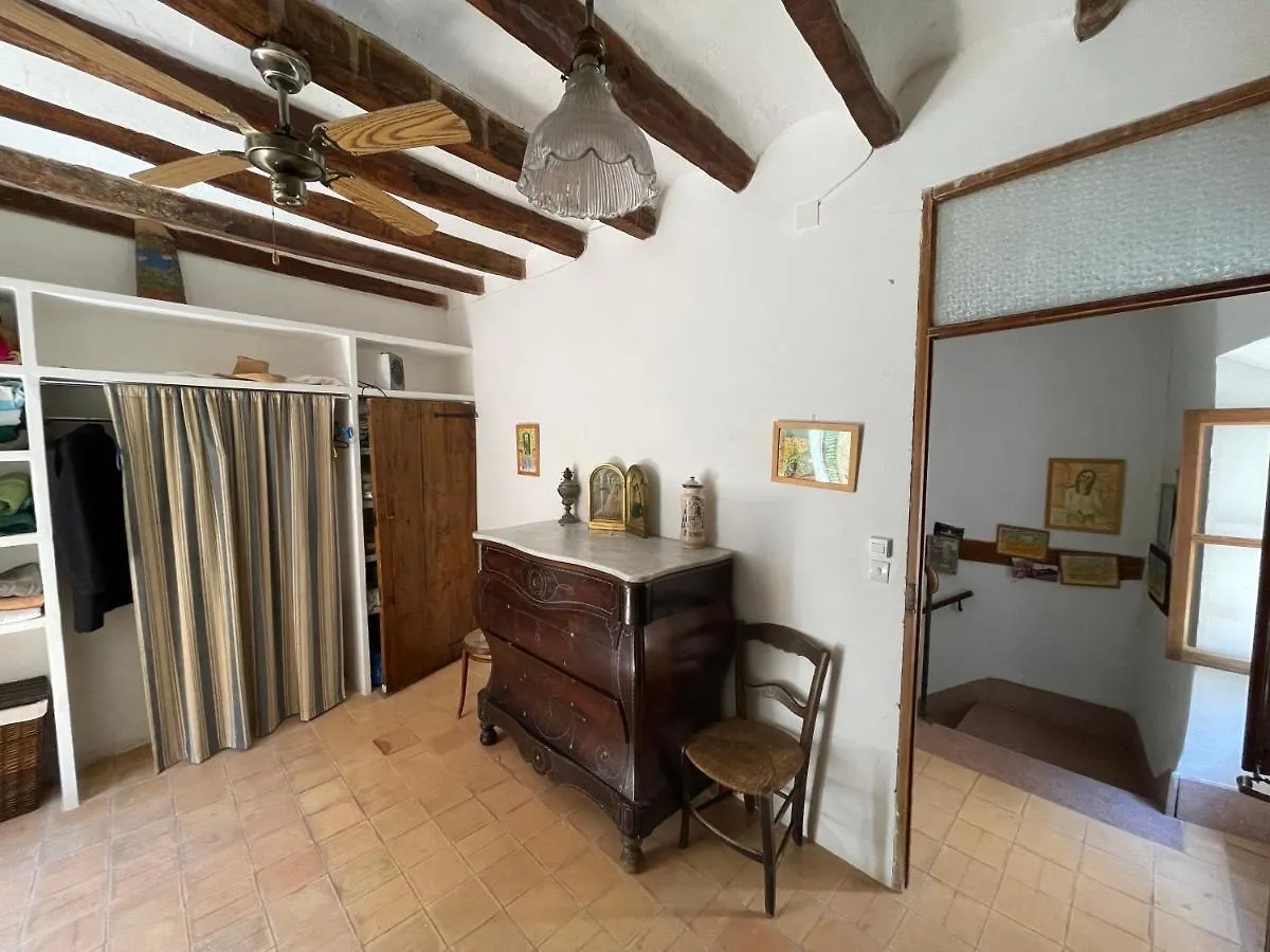 펜션 Encantadora Casita En El Centro De 포르날루츠